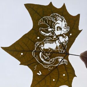 Hand-Carved Leaf Art - Cute Chinese Qilin Decor Ornament