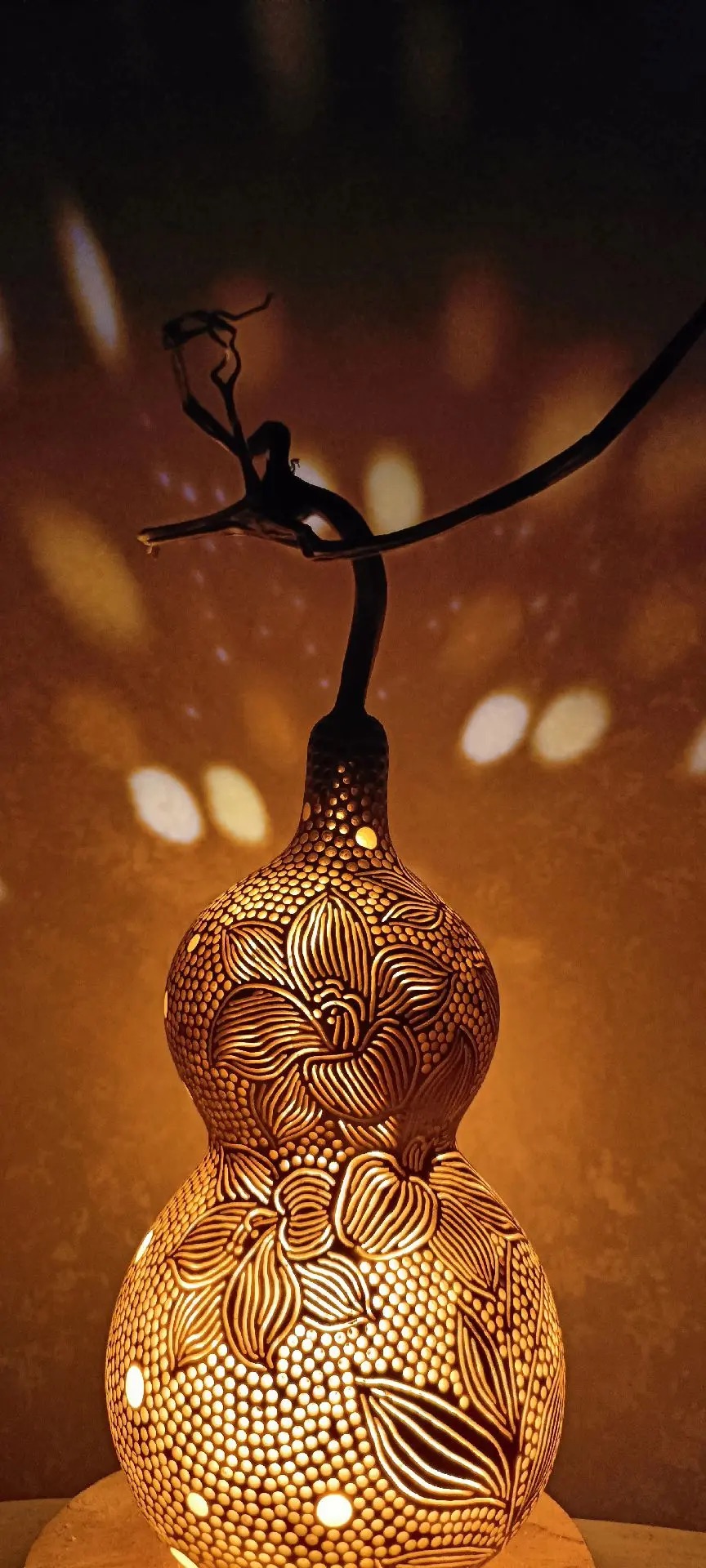 Handmade Hollowed-out Carved Gourd Art Lamp - Creative Home Decoration Handicraft - Image 2