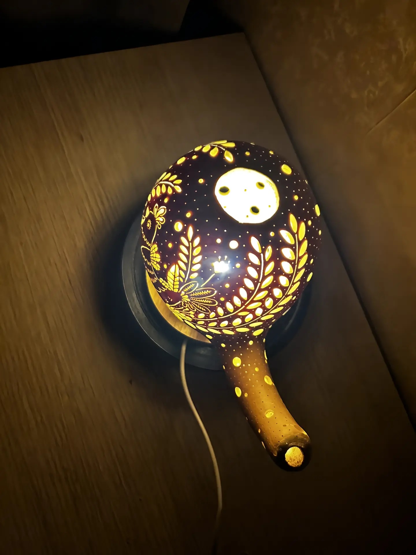 Chinese Zodiac Rooster・Handcrafted Hollowed Gourd Art Lamp - Image 5