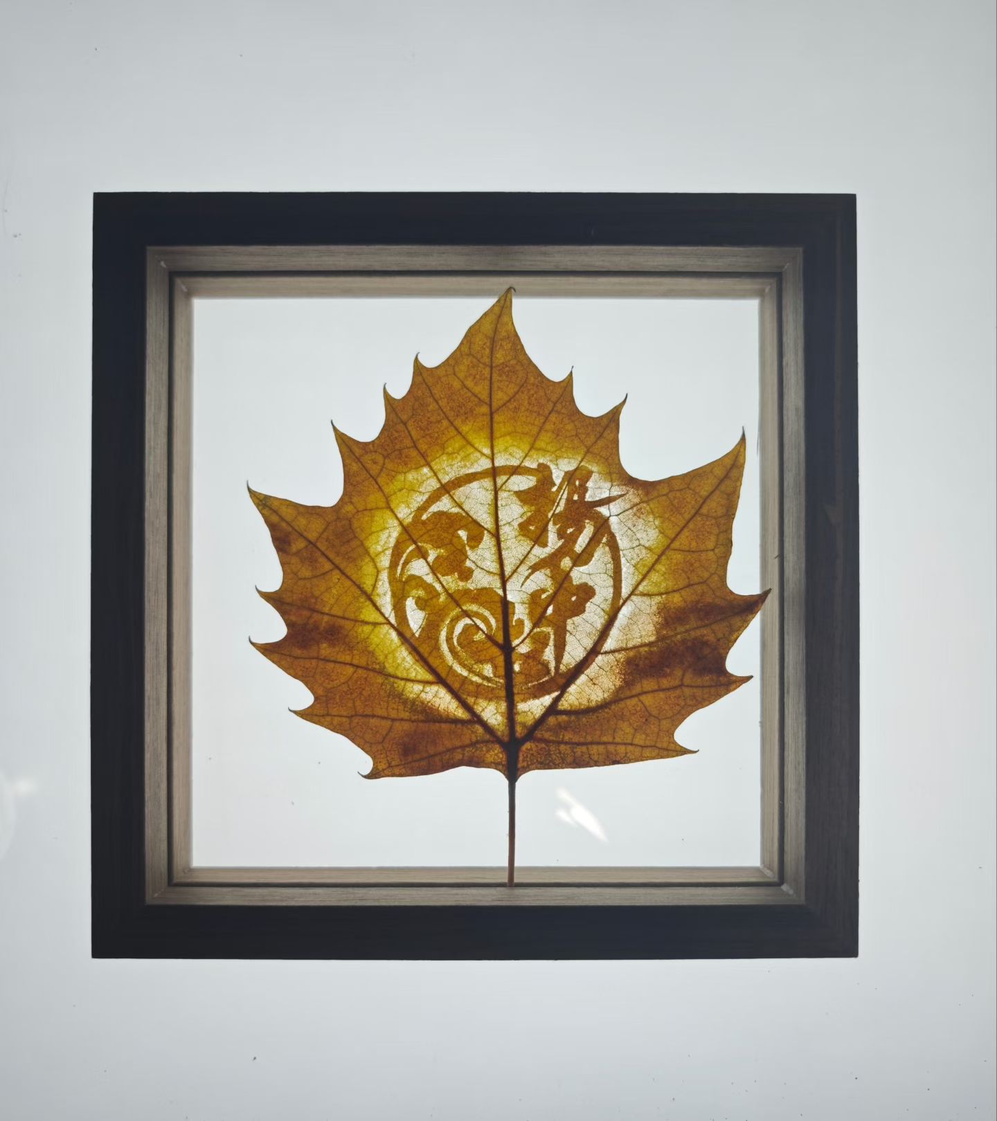 Premium Bespoke · Artisanal Hand-Framed Mandala Design - Image 6